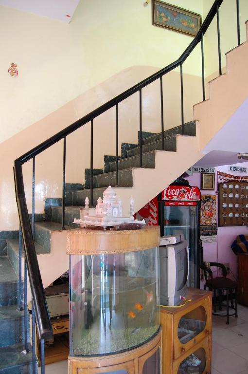 Hotel Viren Plaza Agra  Bagian luar foto