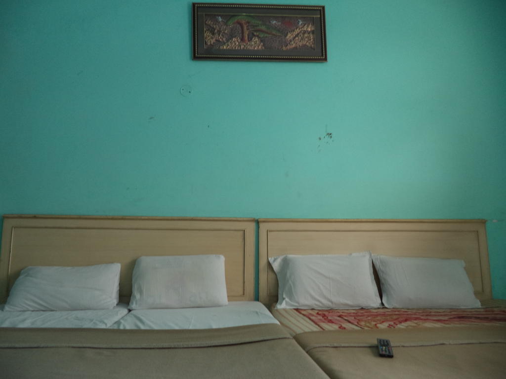 Hotel Viren Plaza Agra  Bagian luar foto