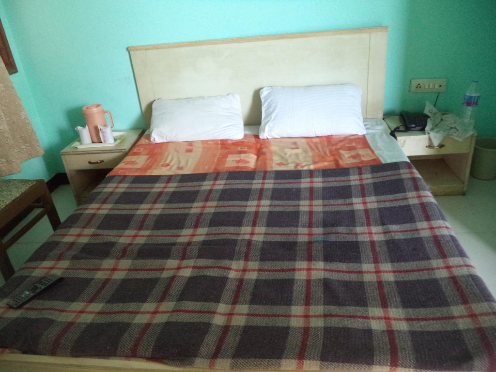 Hotel Viren Plaza Agra  Bagian luar foto